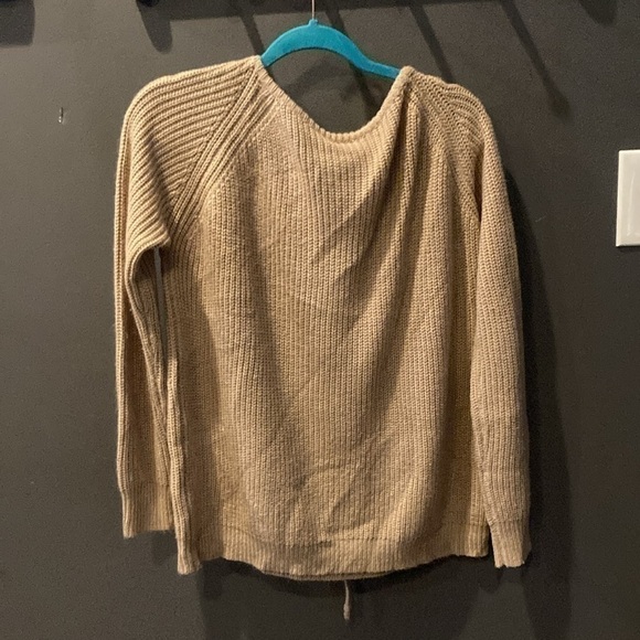 Windsor size medium tan cozy sweater great condition - Picture 3 of 5